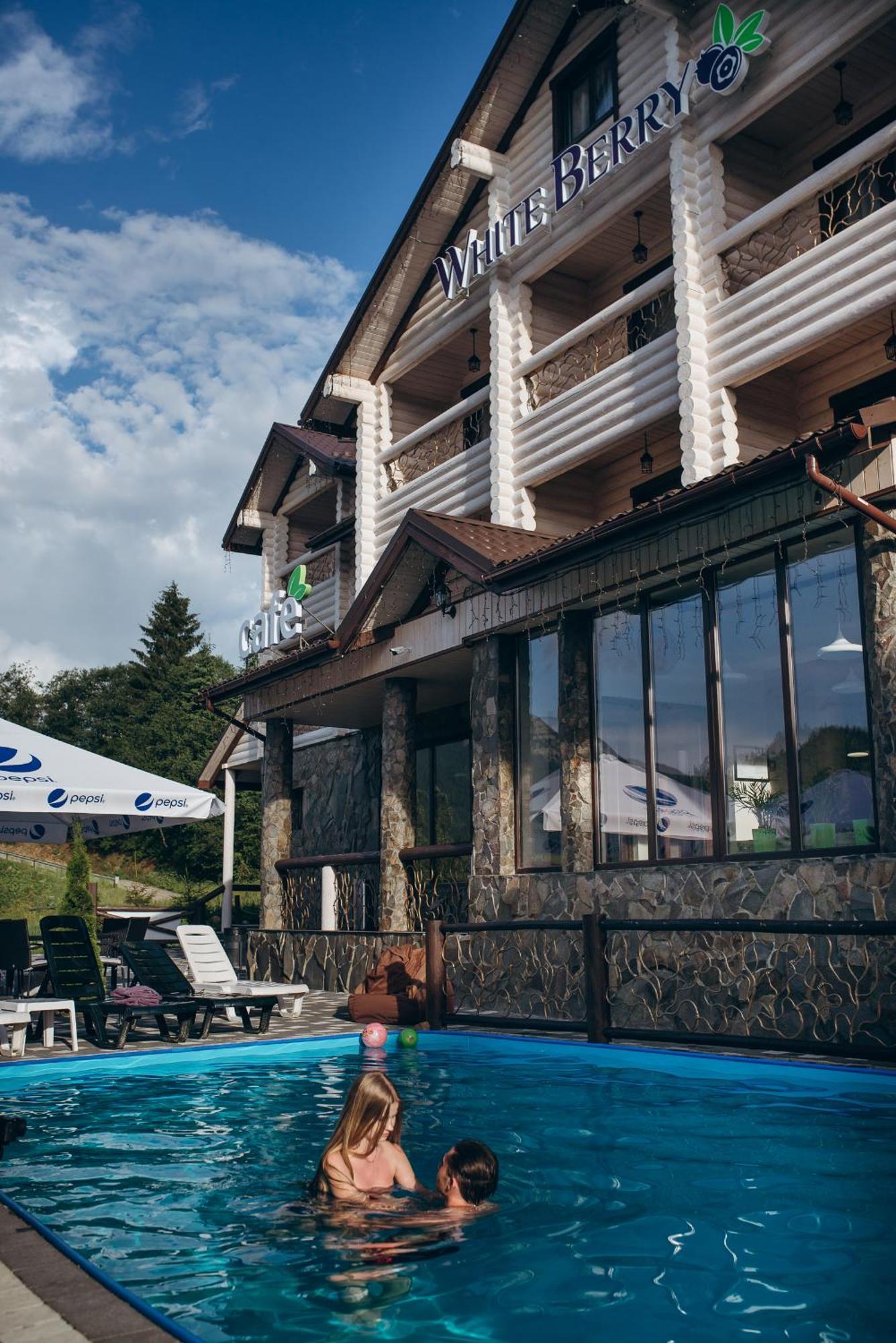 Whiteberry Studio Bukovel Exterior photo